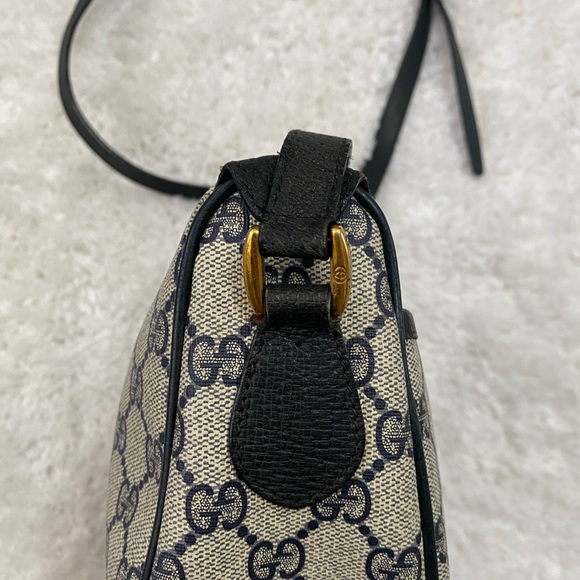 Gucci Vintage Crossbody Bag - Picture 10 of 15